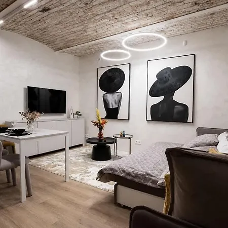 Sheffel Courtyard Residences - Design *